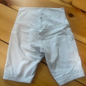 Lulu biker shorts